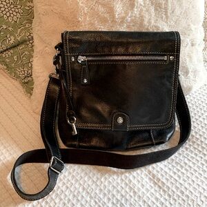 Fossil Leather Crossbody Wallet Bag